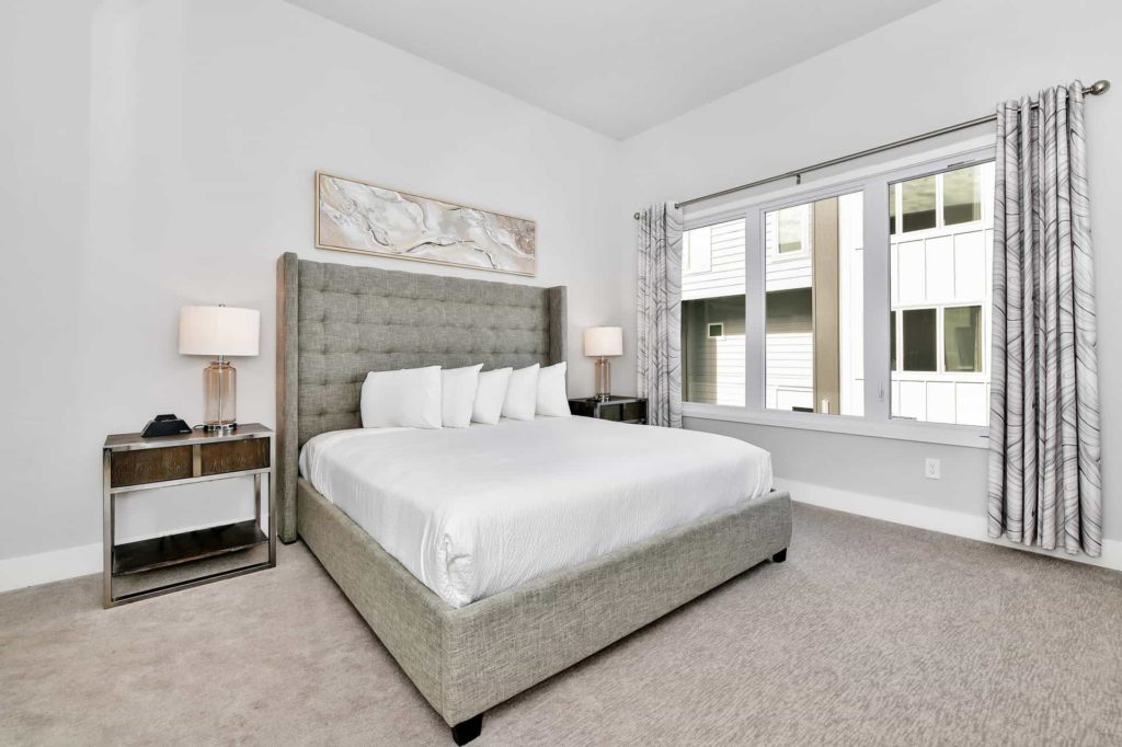 Bedroom 3 with king bed and dual side tables: 4 Bedroom Condo